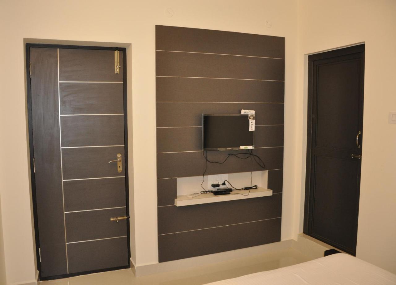 Moonlight Residency Hotel Tiruchirappalli Kültér fotó